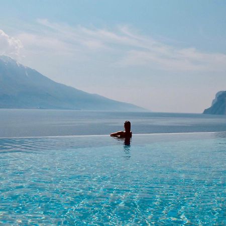 Eala My Lakeside Dream - Adults Friendly Limone sul Garda Zewnętrze zdjęcie